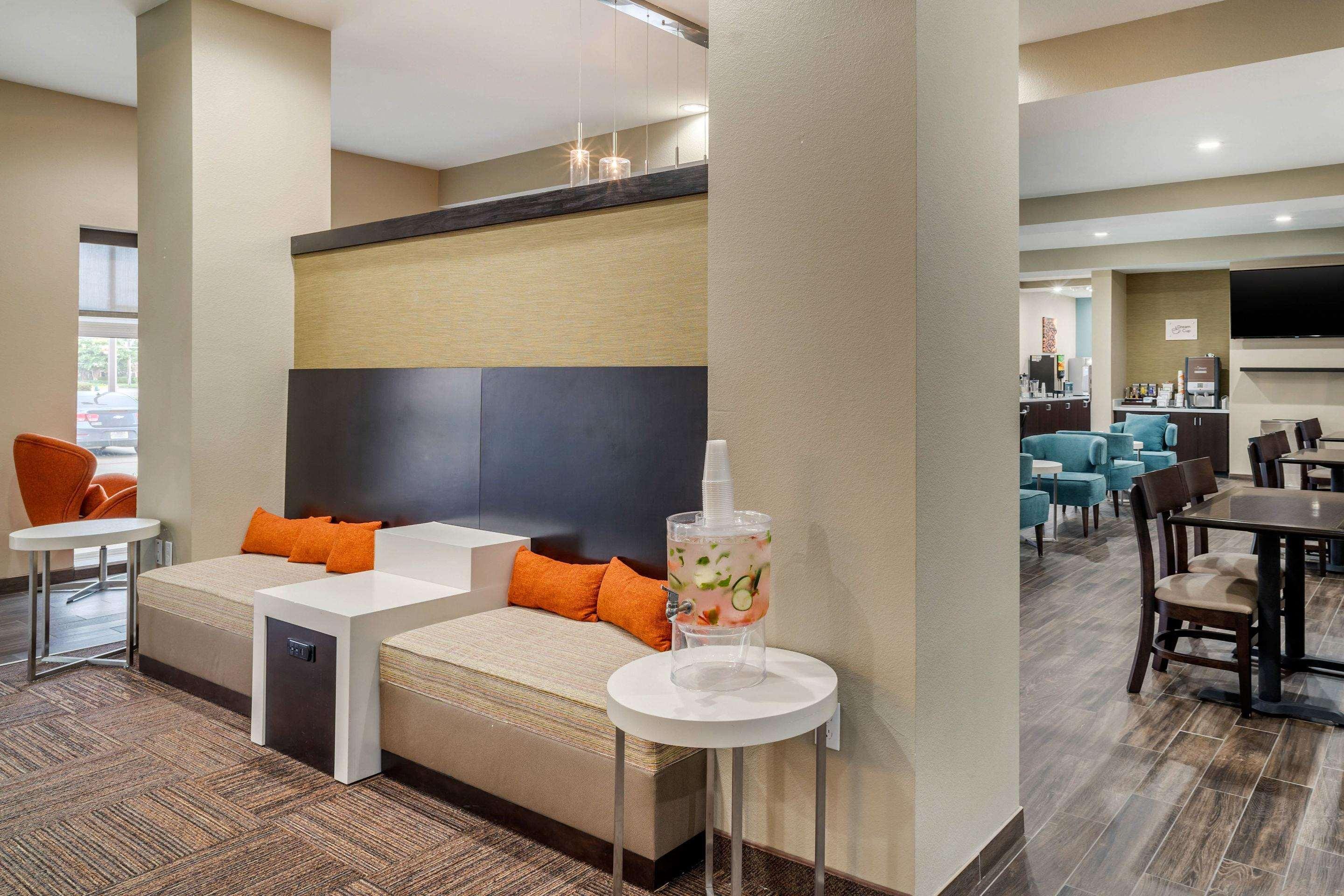 Sleep Inn & Suites Near Westchase Х'юстон Екстер'єр фото